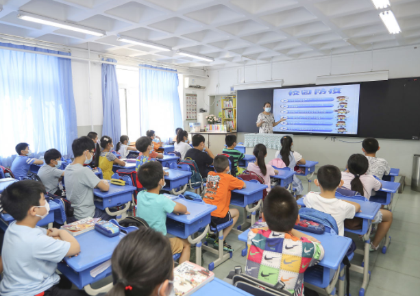浸润心灵教育的智慧也是一种慢的力量它不在于立竿见影的成果 浸润心灵教育的智慧也是一种慢的力量它不在于立竿见影的成果