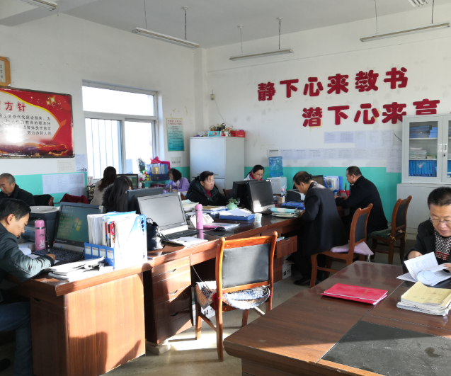 核心的就业育人主题教育引导毕业生树立积极求职心态 核心的就业育人主题教育引导毕业生树立积极求职心态